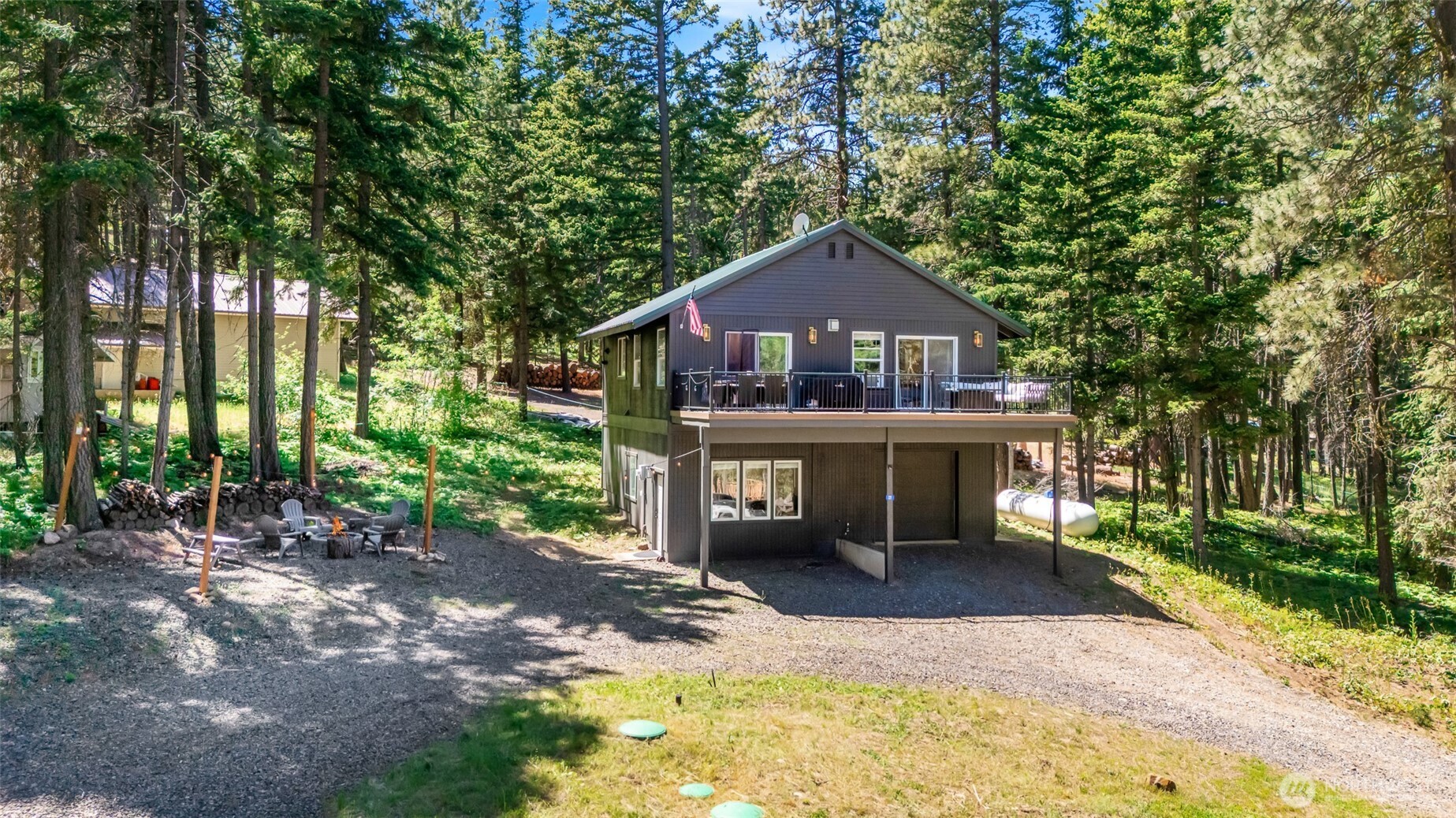 221 Gunther Loop Road Property Photo 1