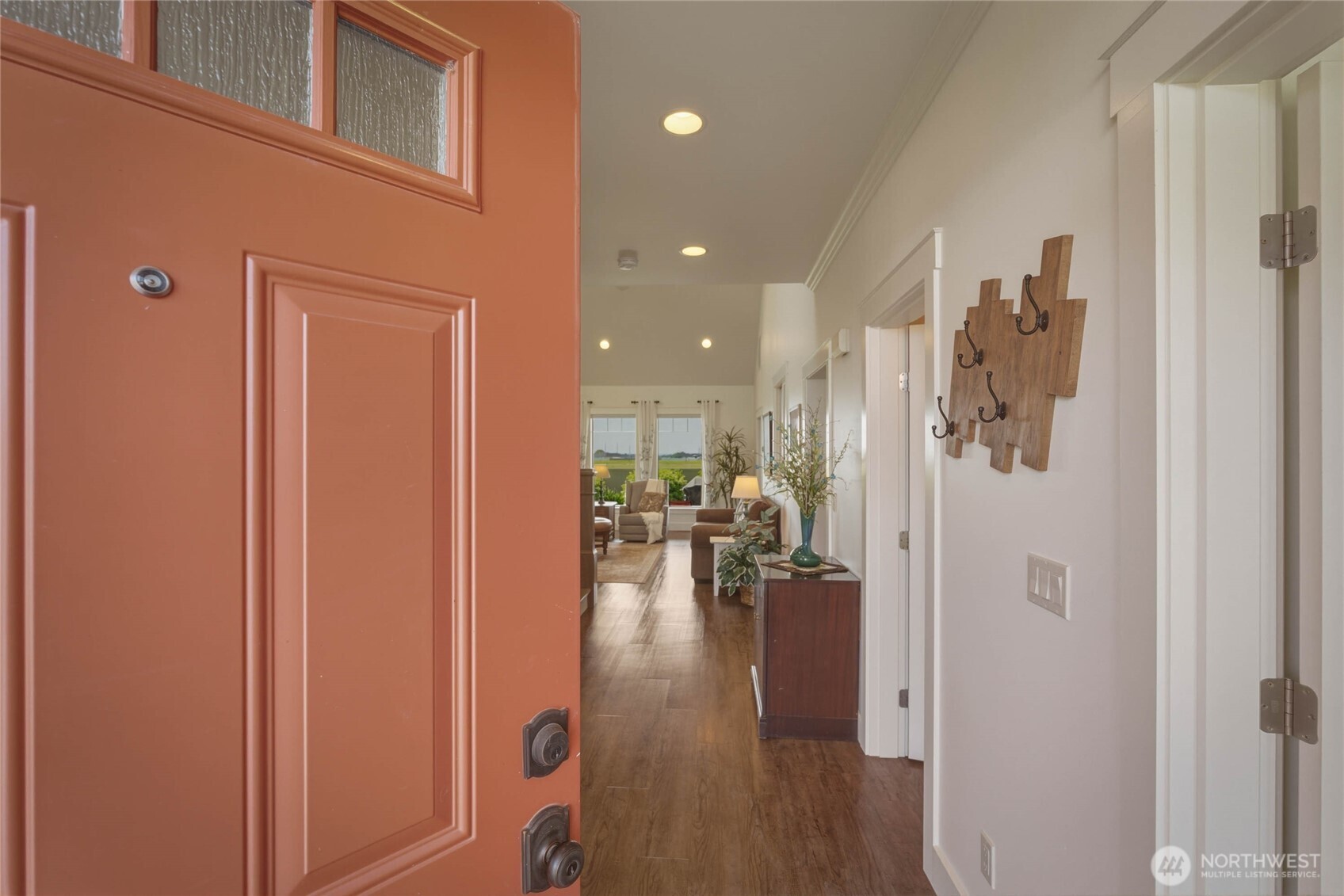 726 L Street Property Photo 7