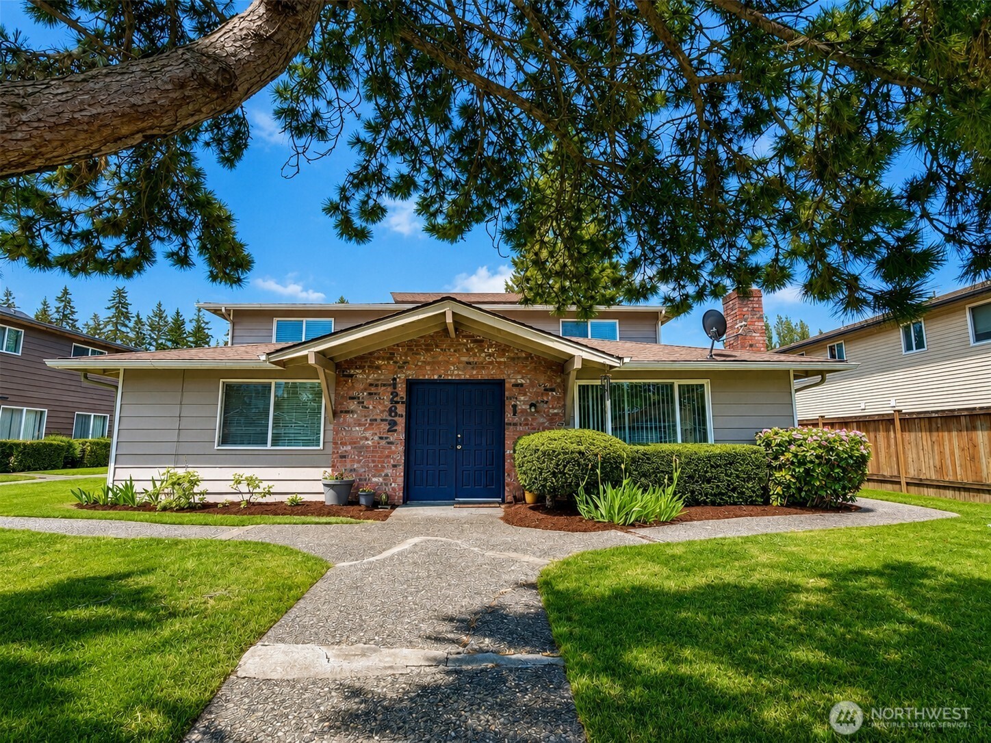 1262 Cedar Avenue 1-4 Property Photo 1