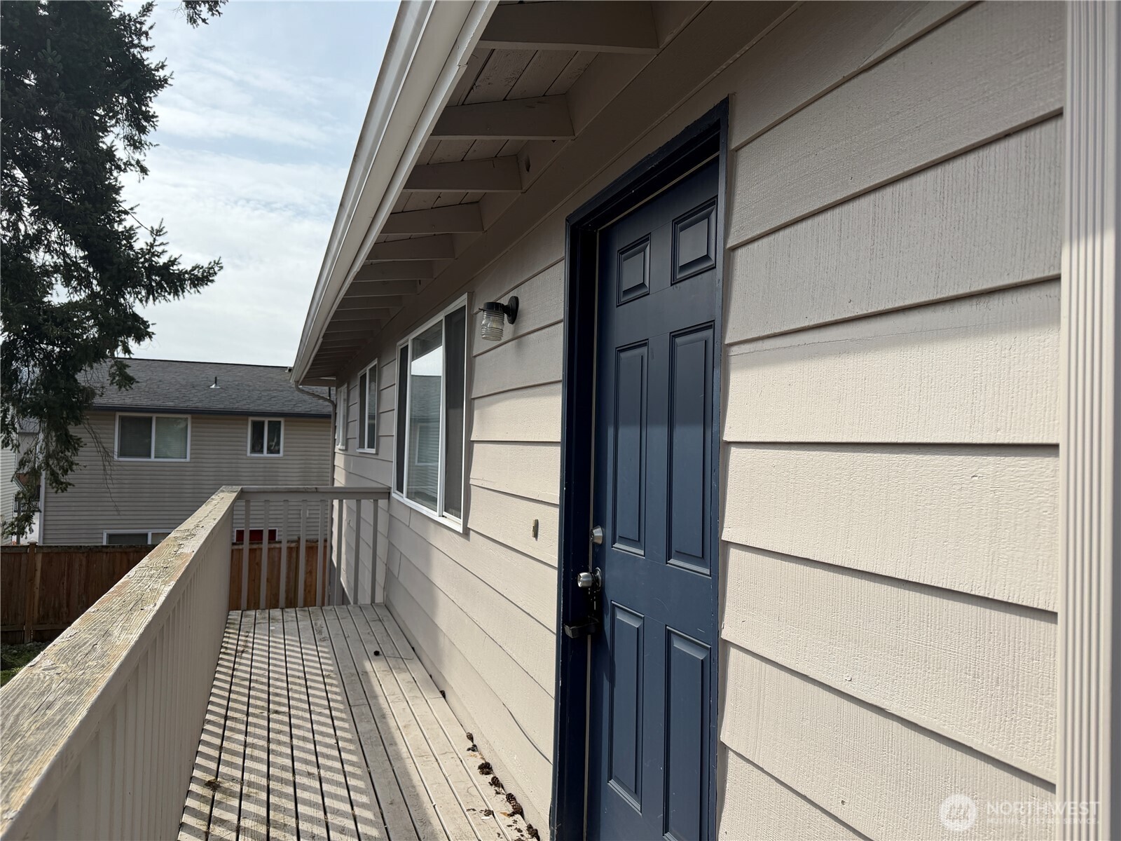 1262 Cedar Avenue 1-4 Property Photo 5