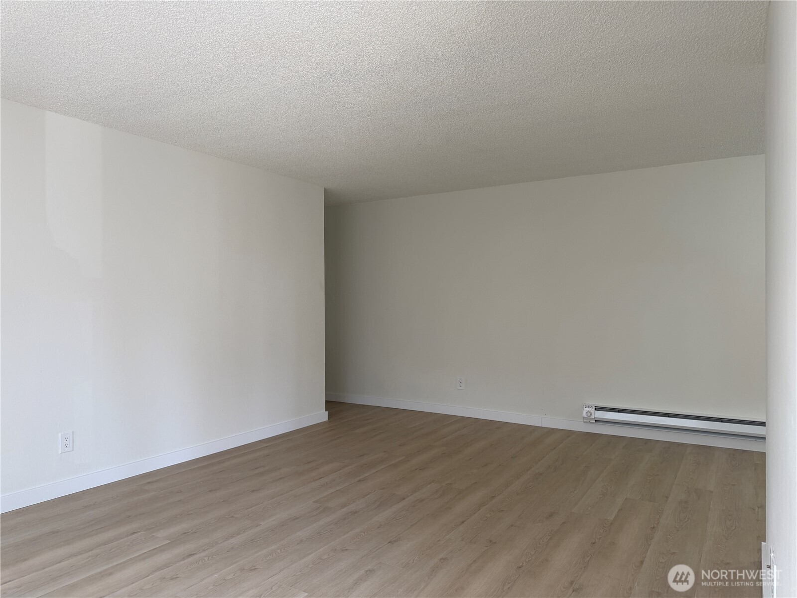 1262 Cedar Avenue 1-4 Property Photo 6