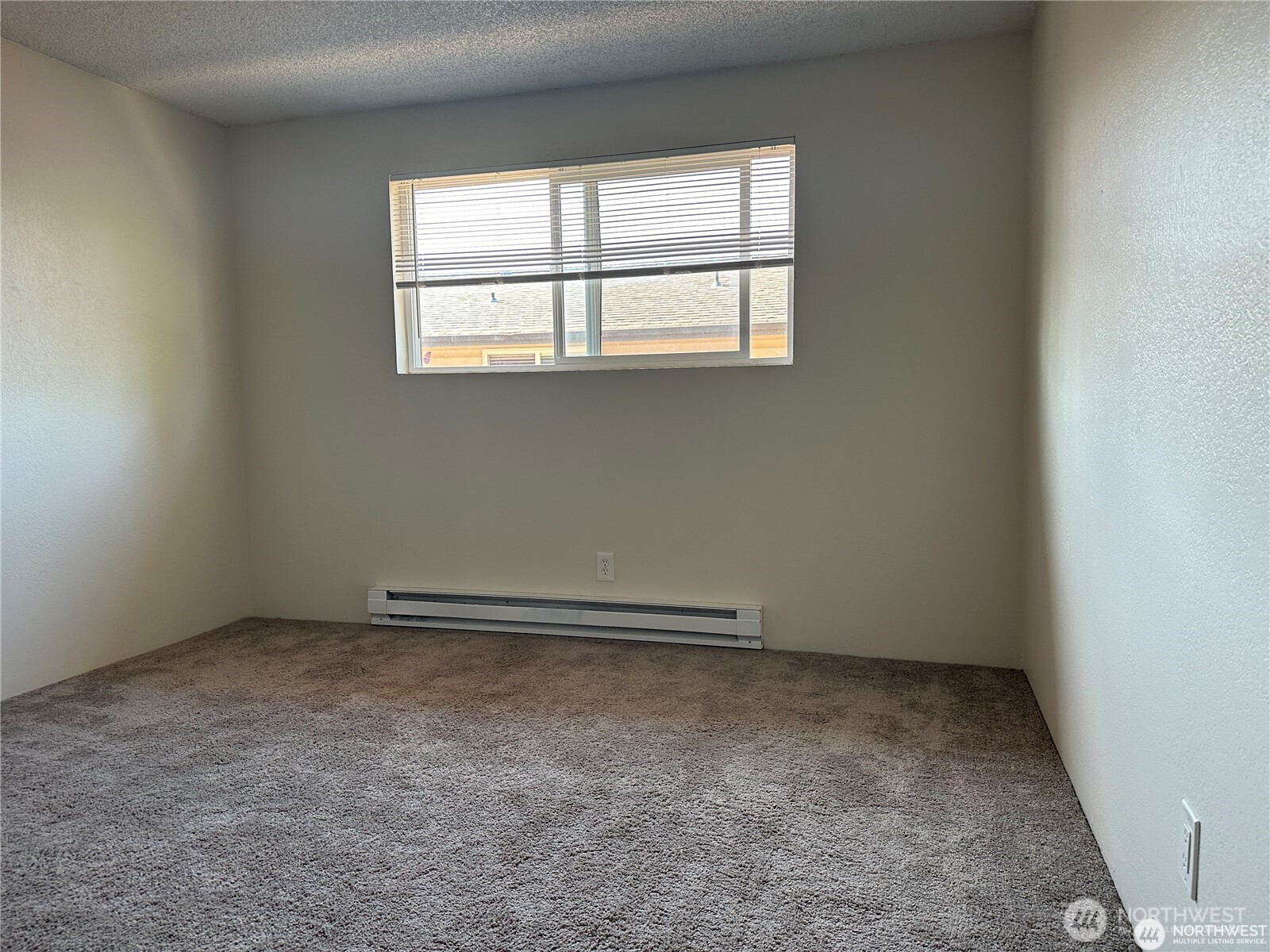1262 Cedar Avenue 1-4 Property Photo 19
