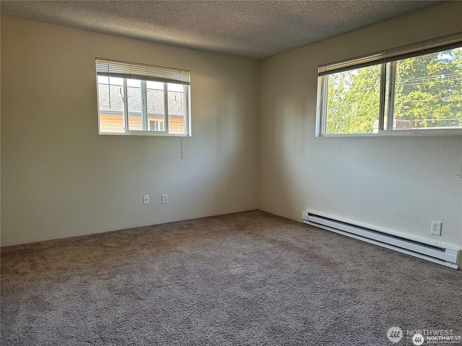 1262 Cedar Avenue 1-4 Property Photo 20