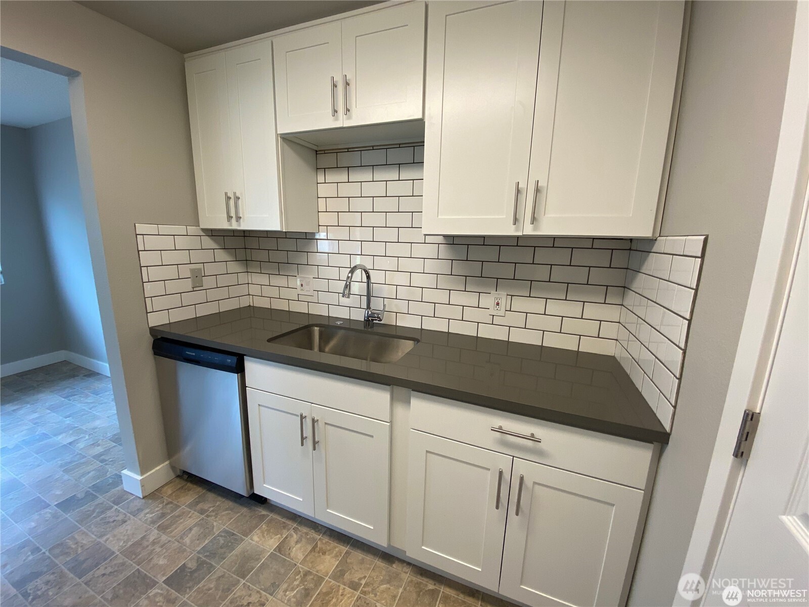 1262 Cedar Avenue 1-4 Property Photo 25