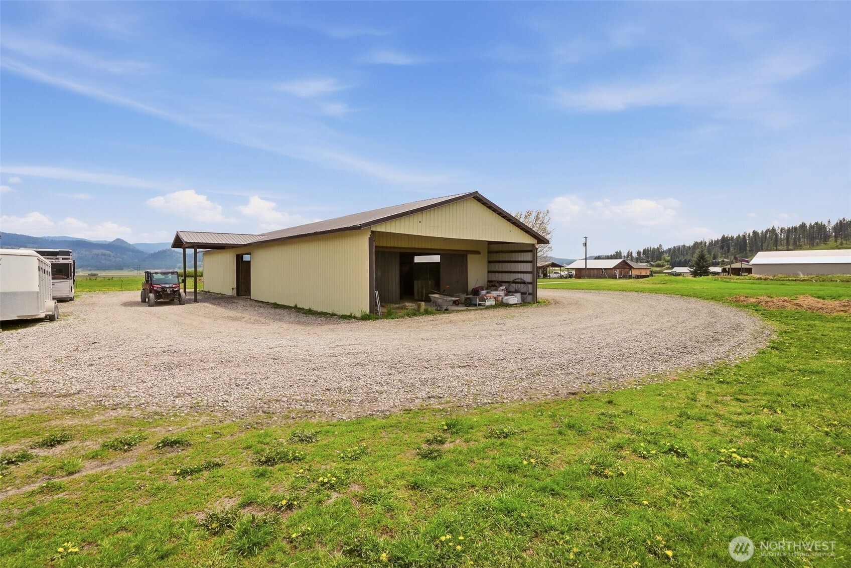 2536 , 2536 B & 25xx Heine Rd Property Photo 9