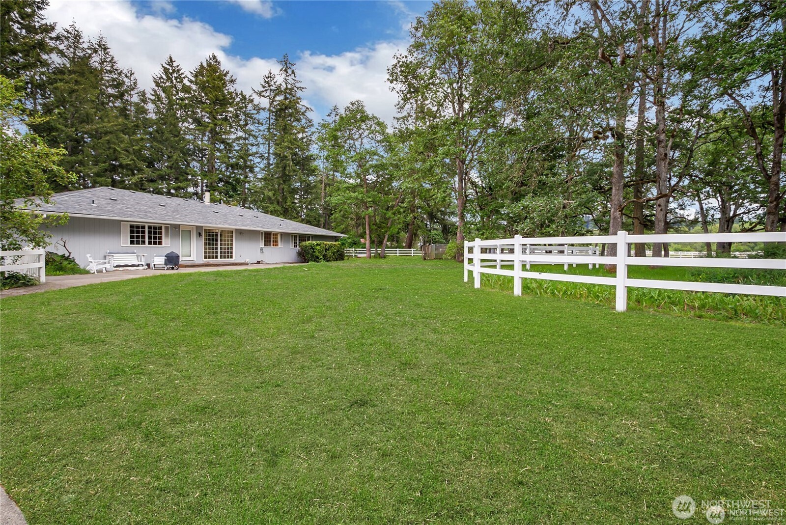 4716 266th Street Property Photo 2