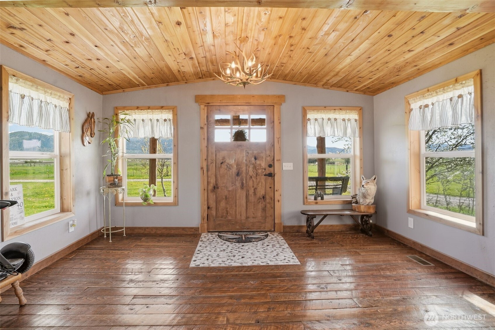 2536 Heine Rd Property Photo 15