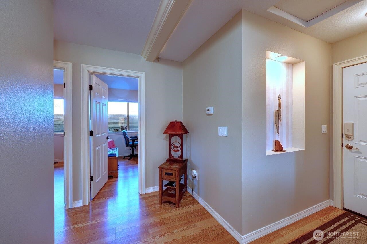 33007 G Place Property Photo 16