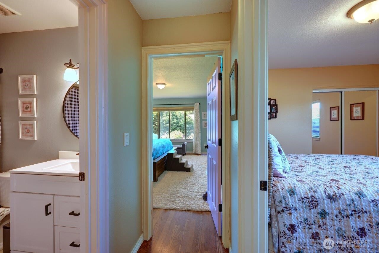 33007 G Place Property Photo 23