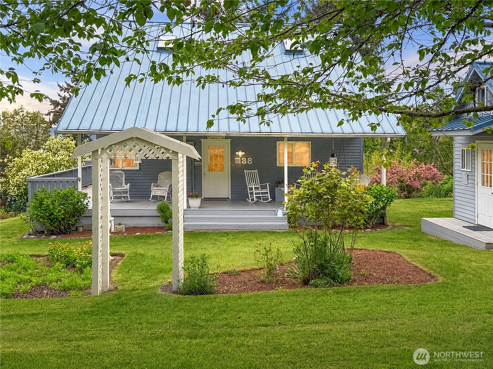 38 M Cascade Drive Property Photo 2