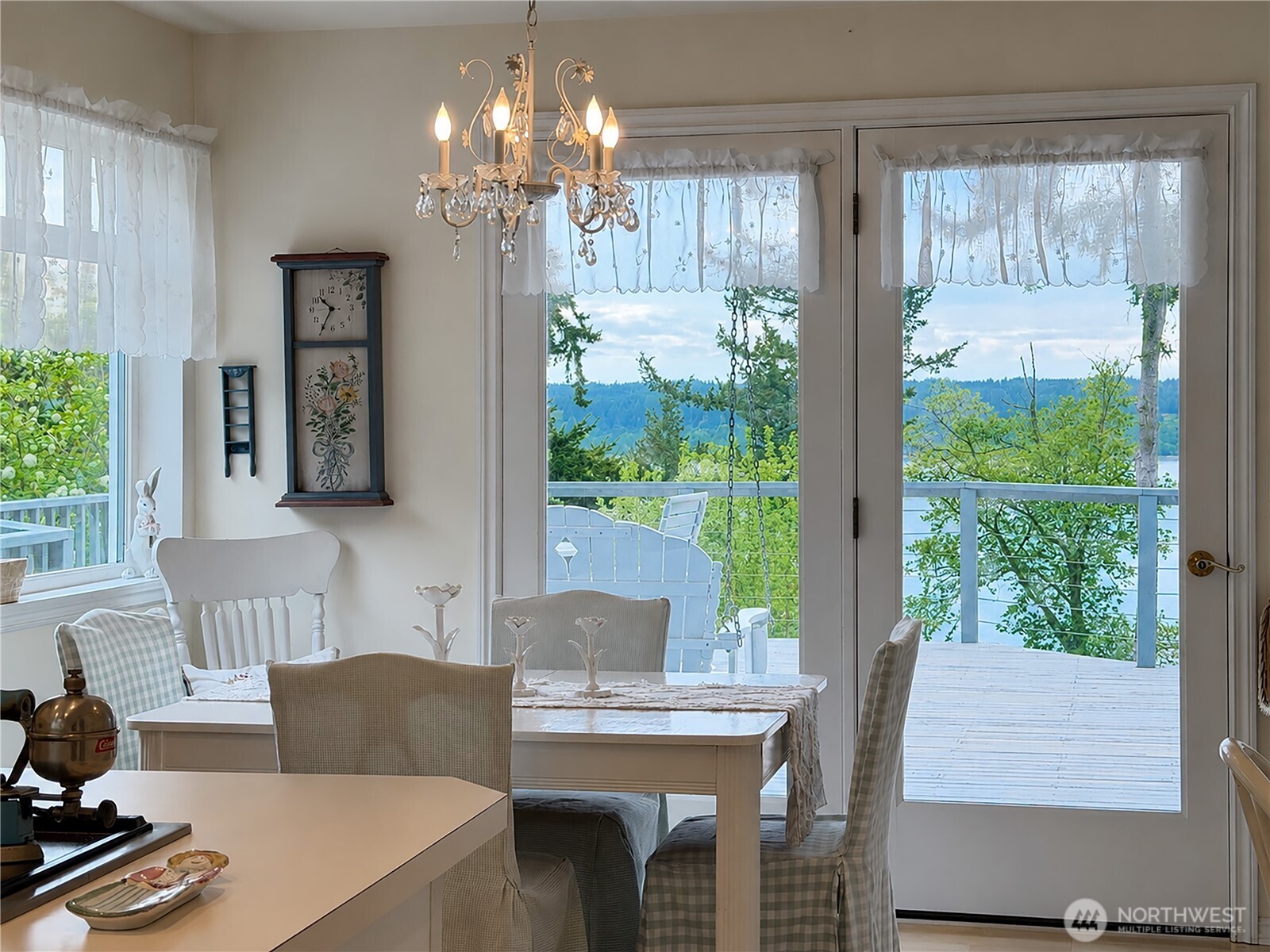 38 M Cascade Drive Property Photo 8