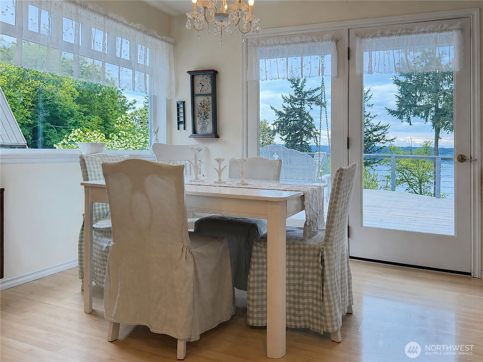 38 M Cascade Drive Property Photo 9