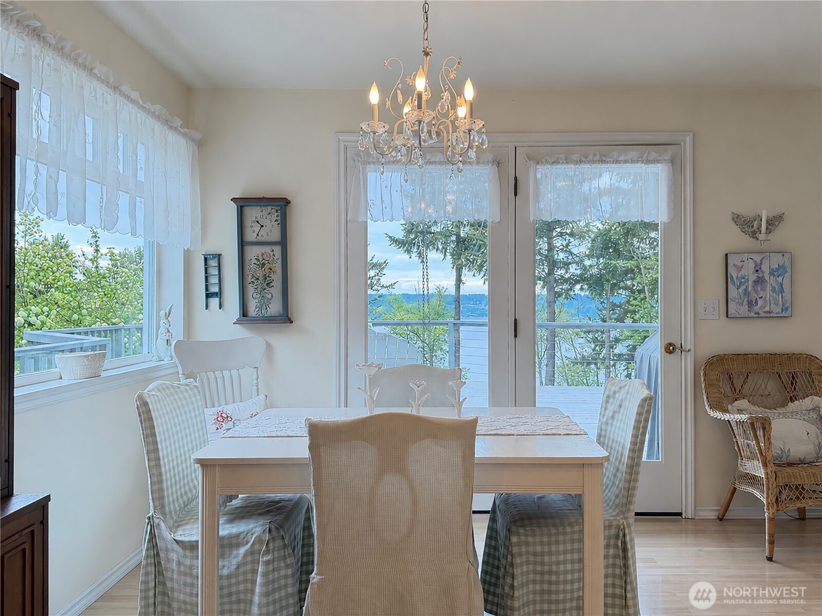 38 M Cascade Drive Property Photo 10