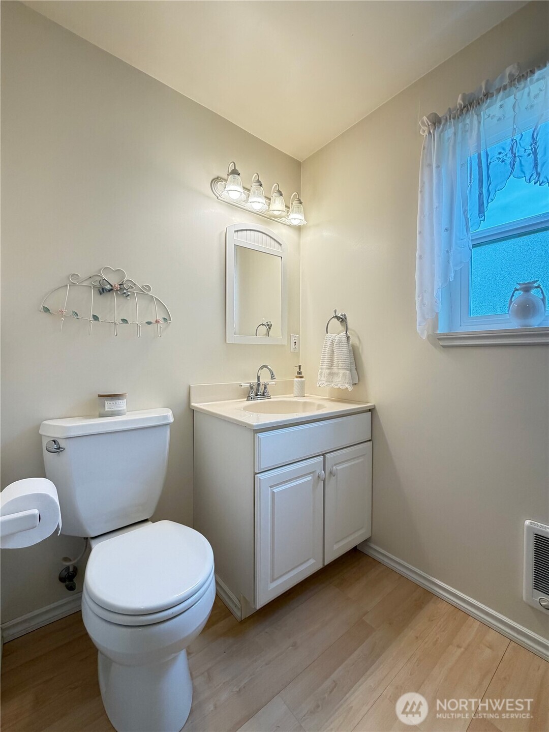 38 M Cascade Drive Property Photo 23