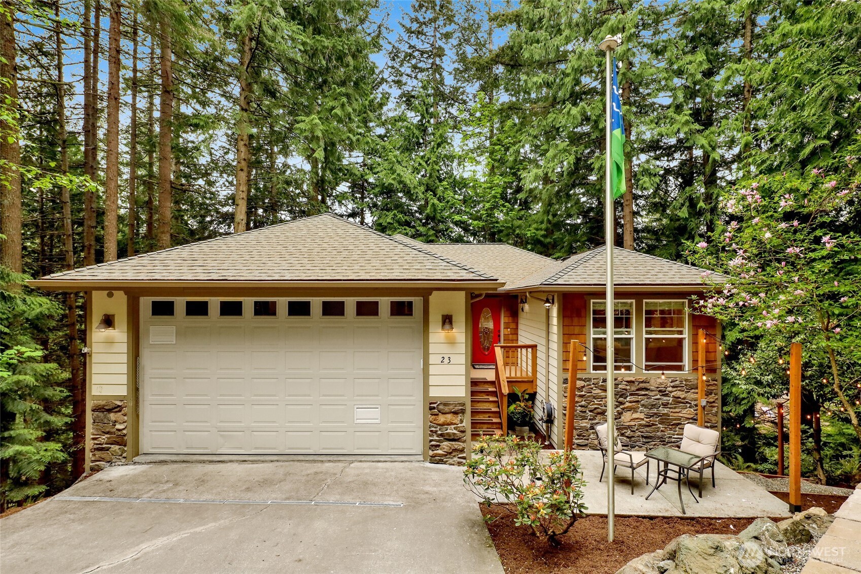 23 Granite Circle Property Photo 1