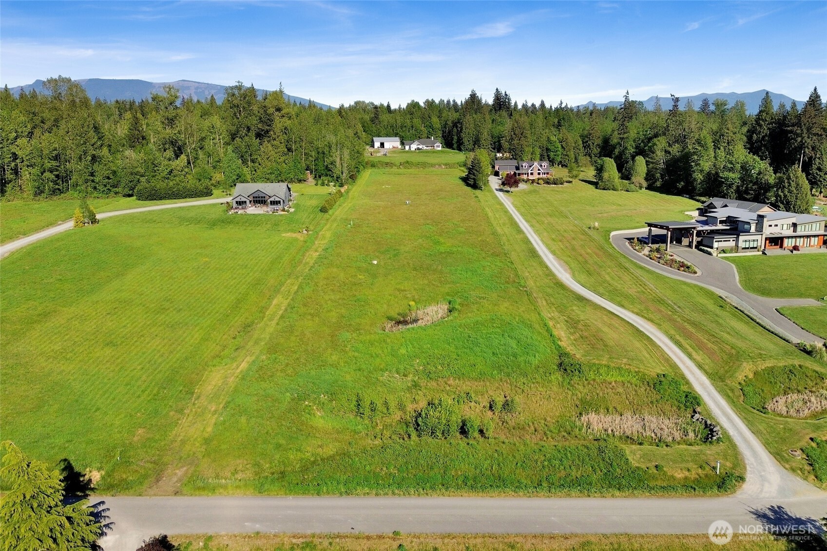 5351 Island View Way Property Photo 5