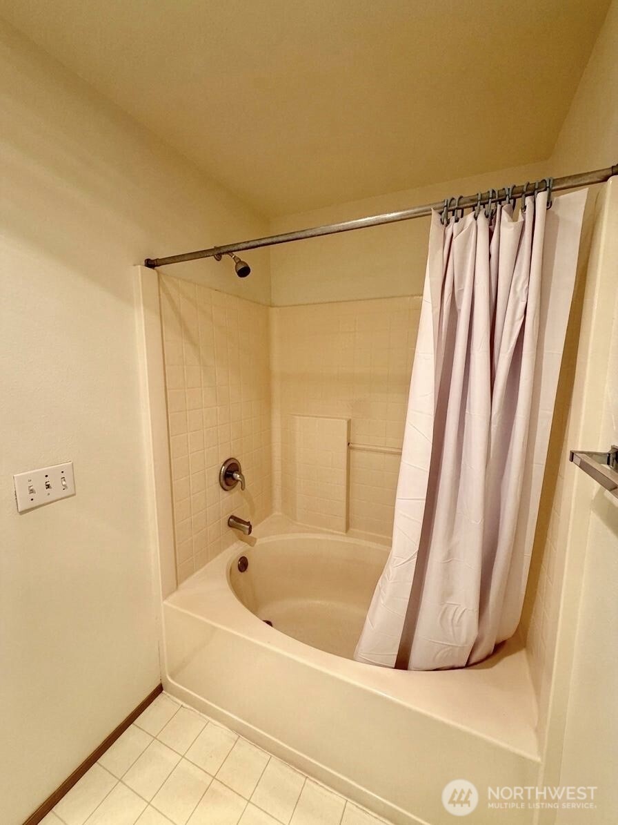 23223 59th Place 20-2 Property Photo 16