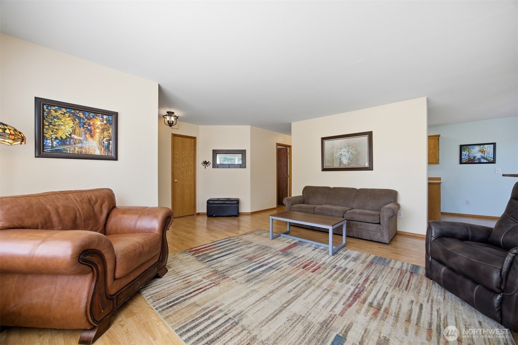 1225 Ash Street Property Photo 9