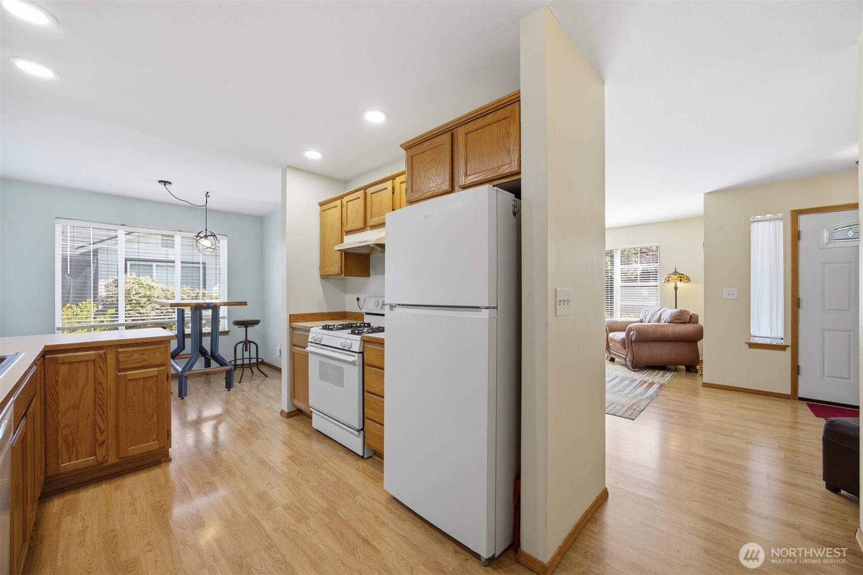 1225 Ash Street Property Photo 11
