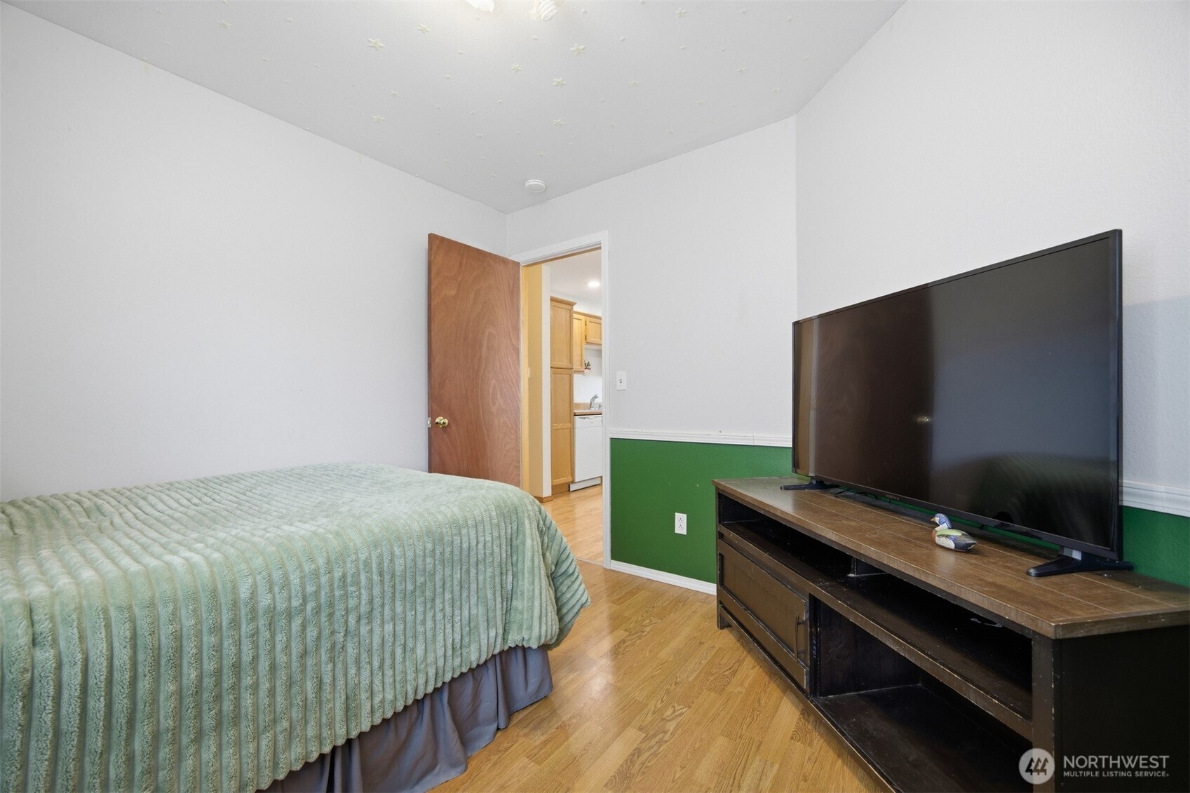 1225 Ash Street Property Photo 16