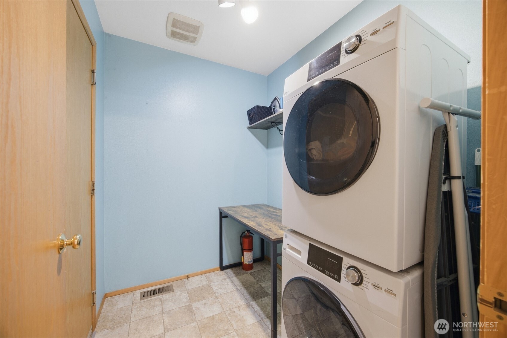 1225 Ash Street Property Photo 25