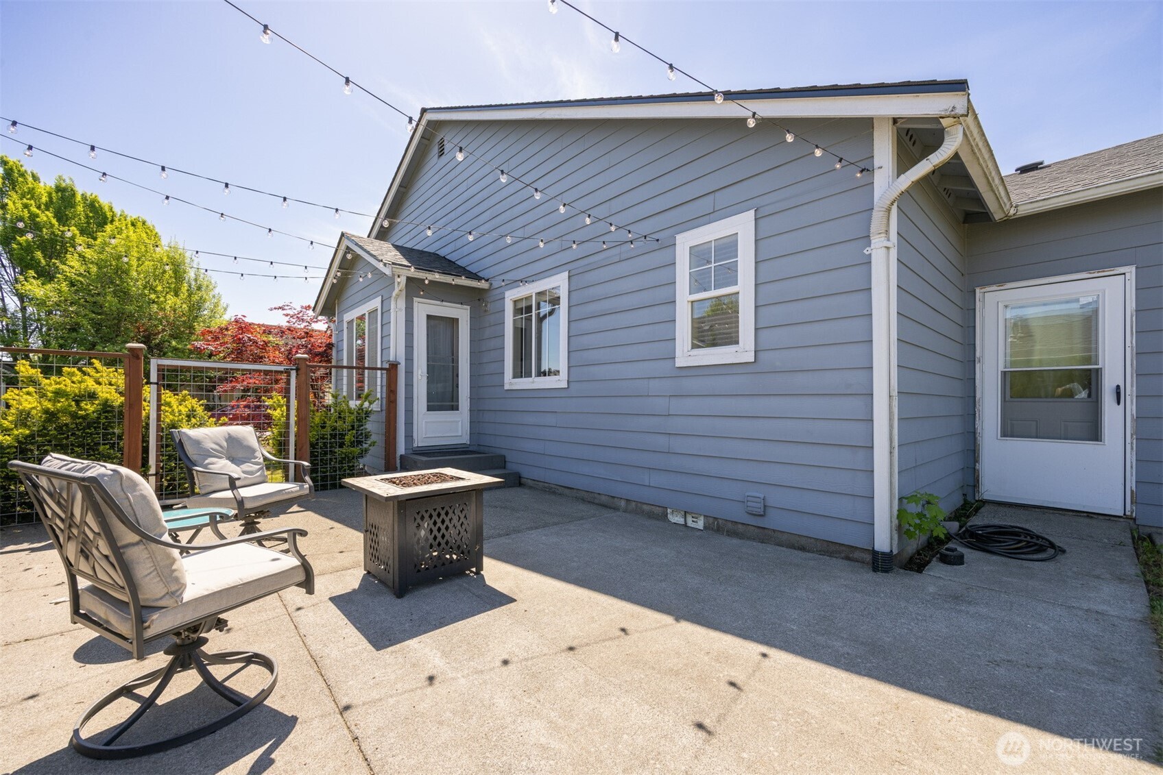 1225 Ash Street Property Photo 34