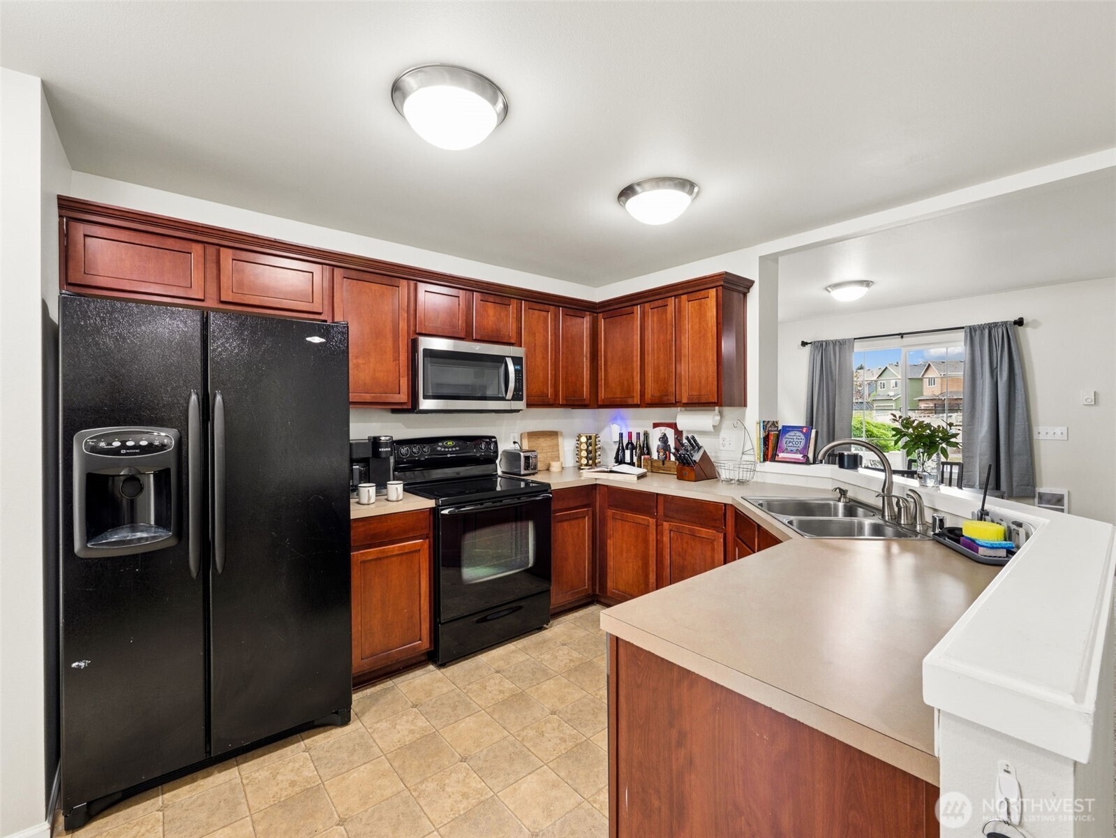 5879 Pennsylvania Street Property Photo 8