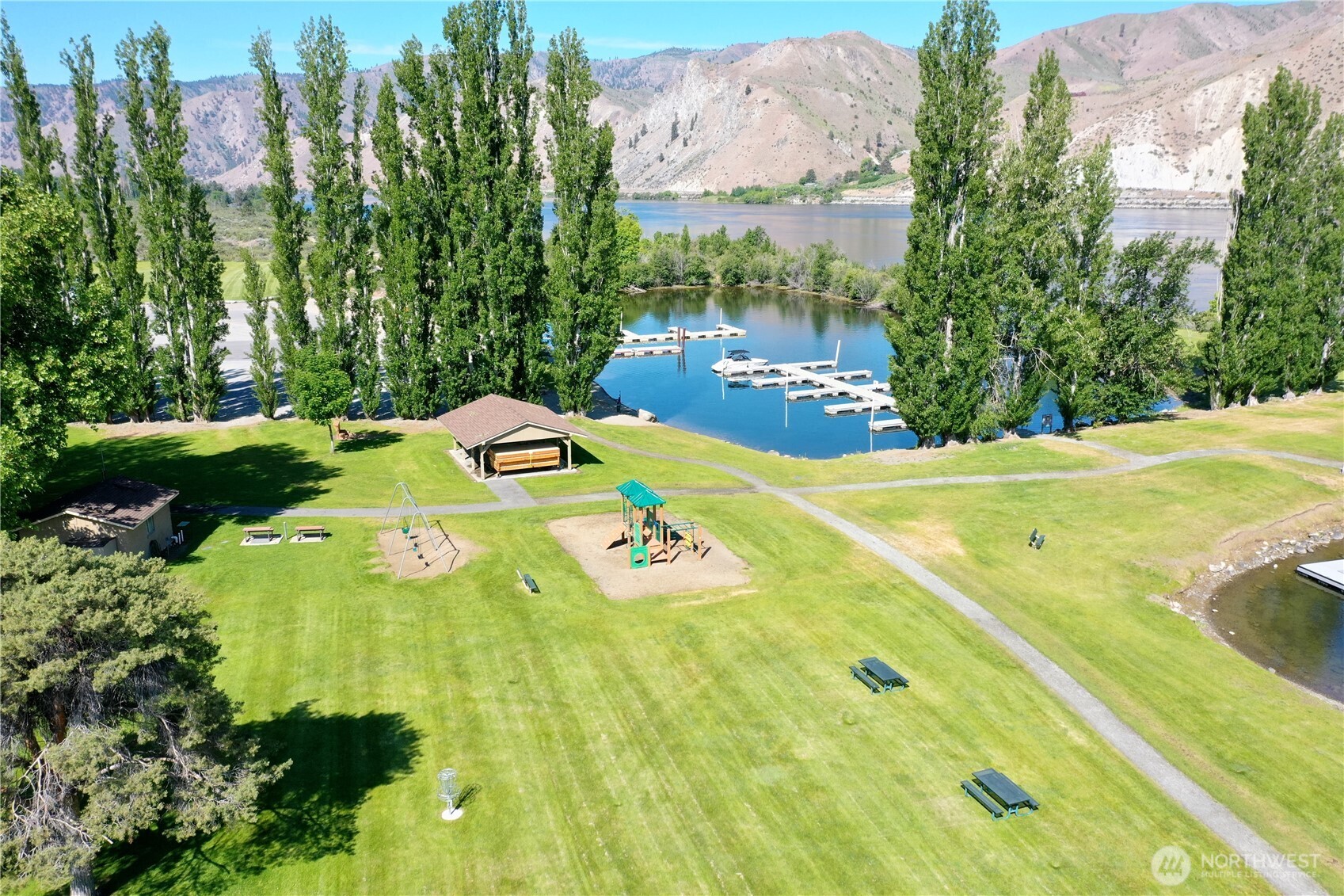 565 Entiat Place Property Photo 19