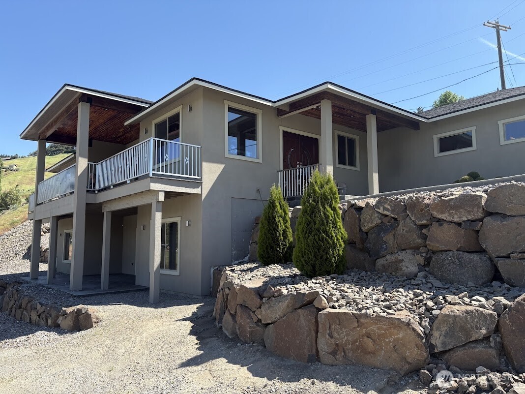 1515 American Fruit Road Property Photo 1