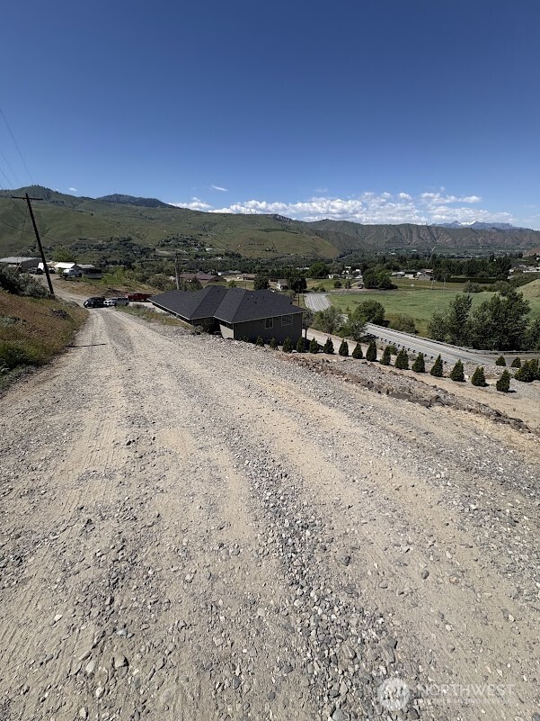 1515 American Fruit Road Property Photo 7