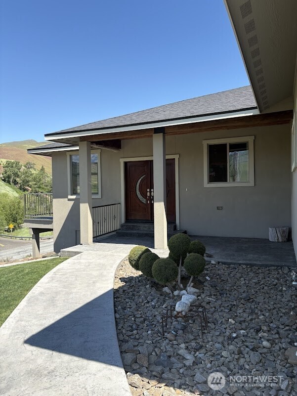 1515 American Fruit Road Property Photo 10