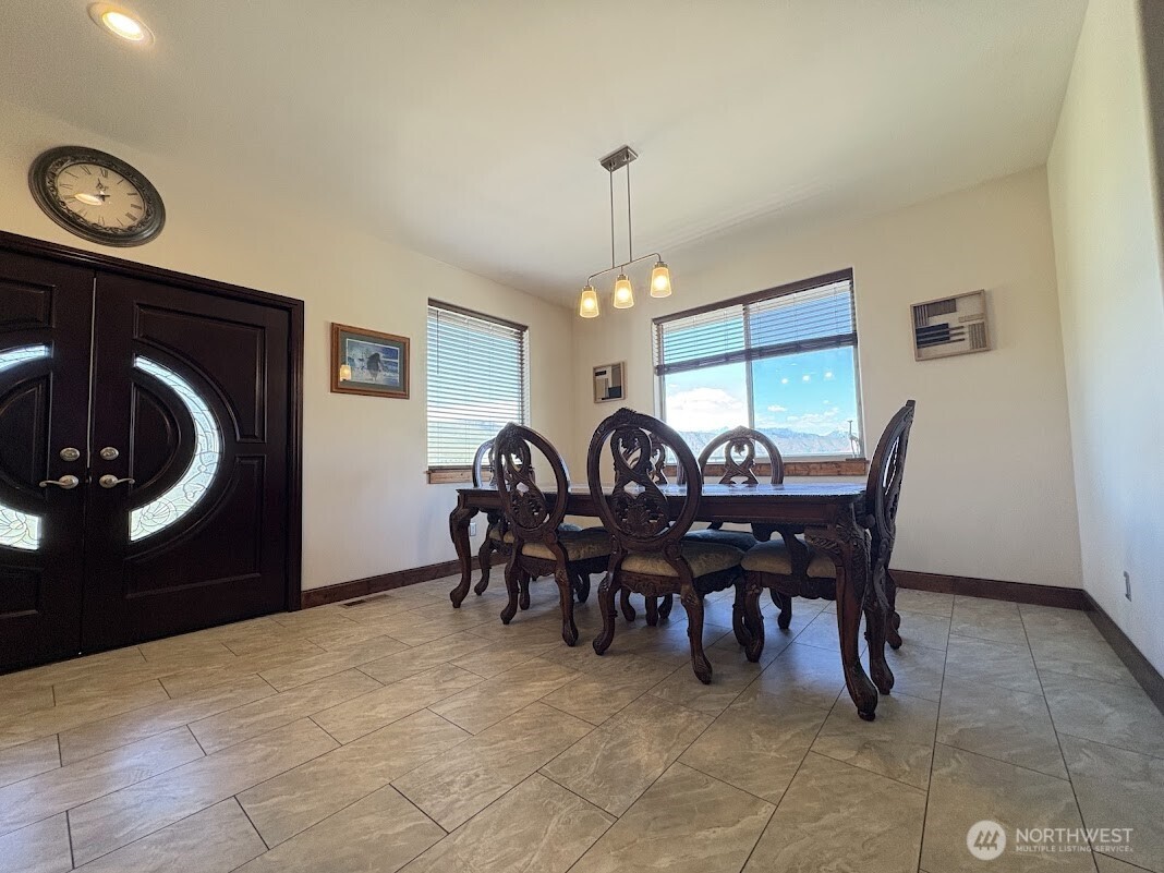 1515 American Fruit Road Property Photo 12