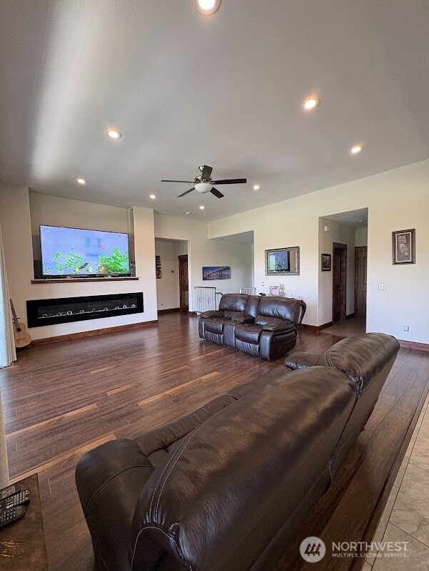 1515 American Fruit Road Property Photo 17
