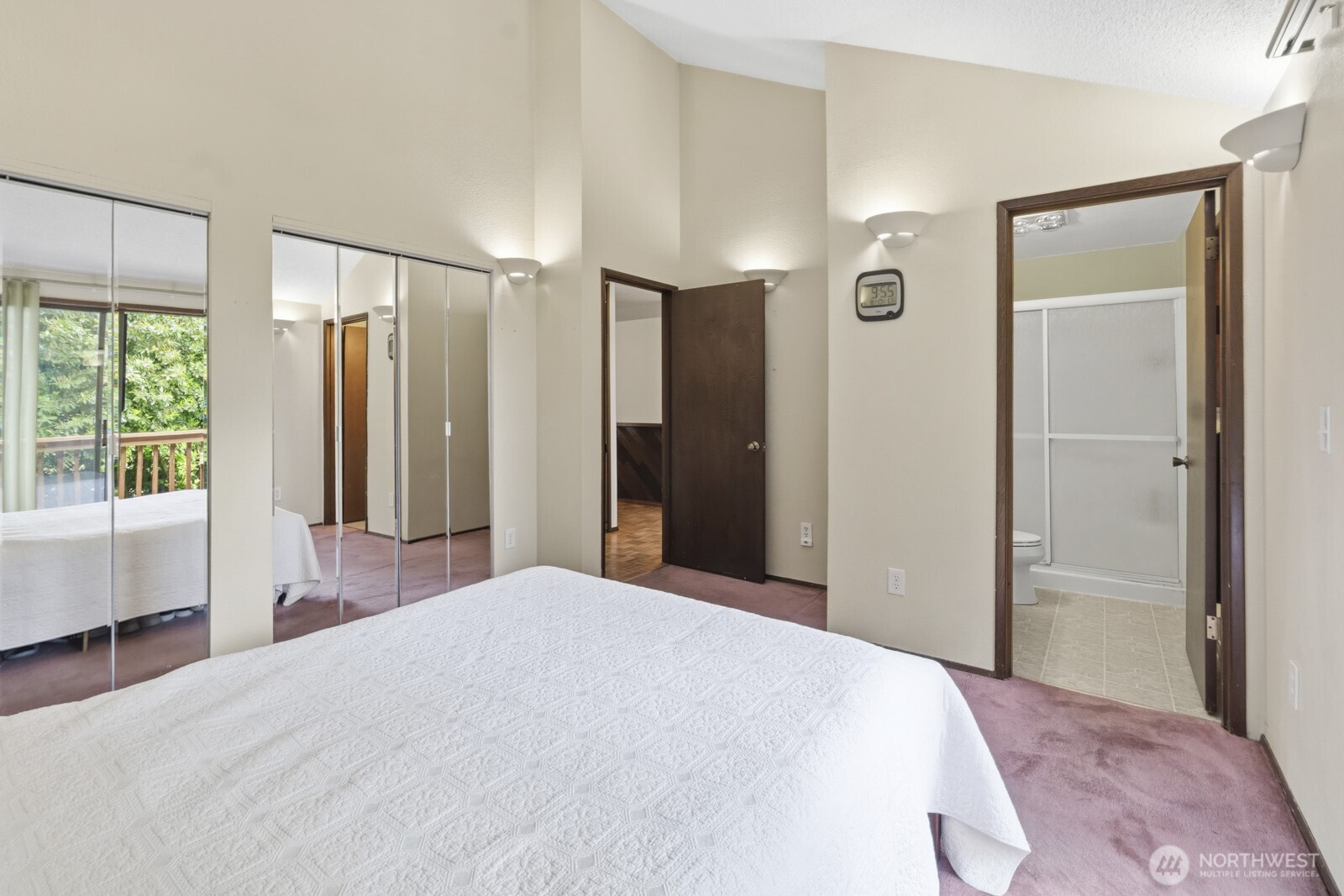 6608 Sierra Court Property Photo 30