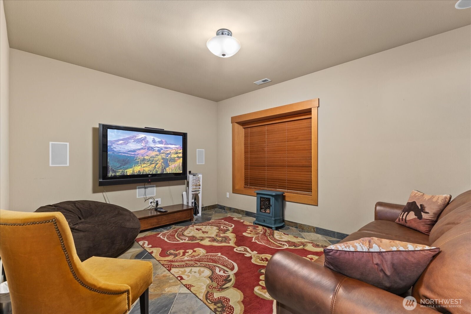1 Kendall Peak Way Property Photo 9