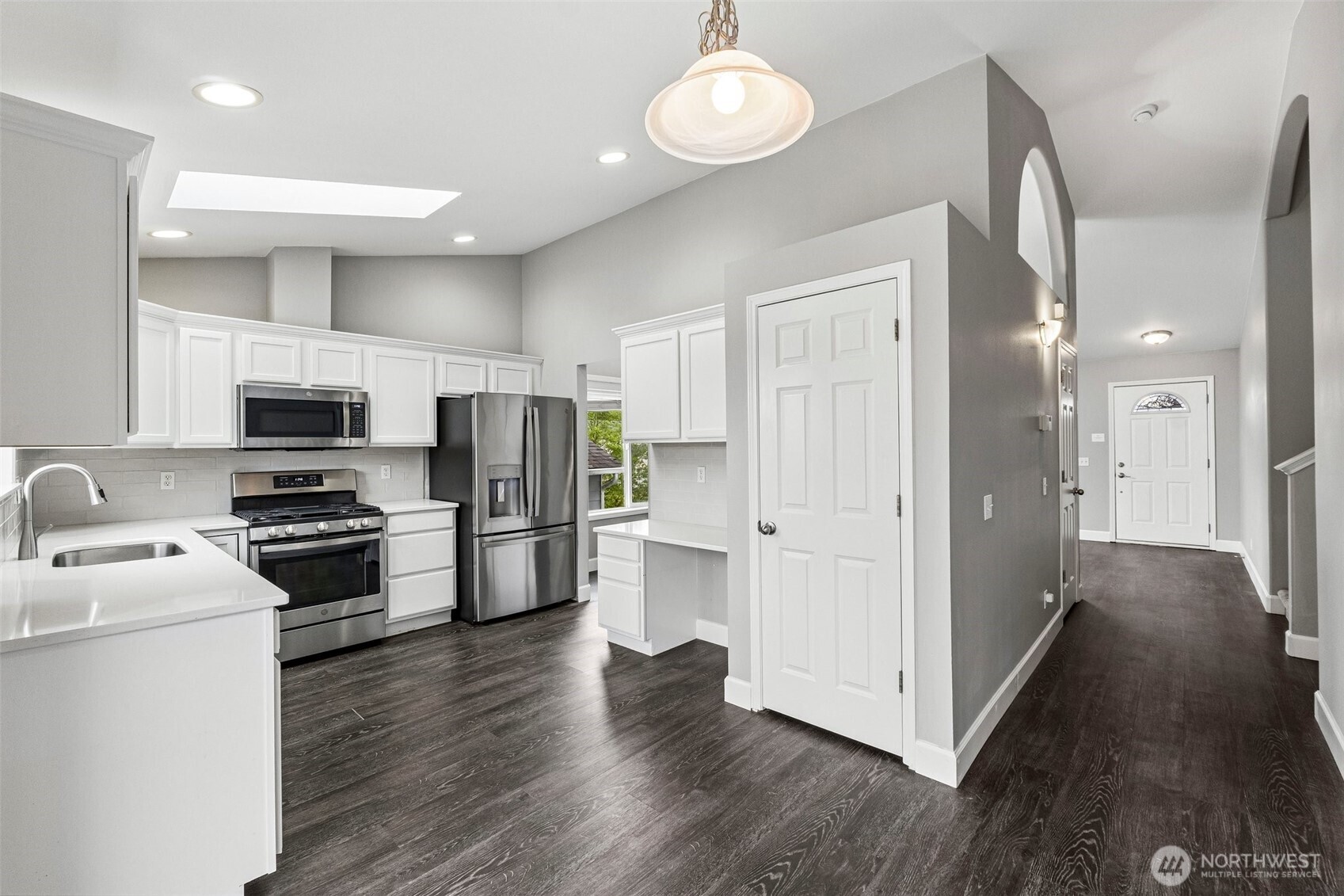 11407 34th Street Property Photo 9
