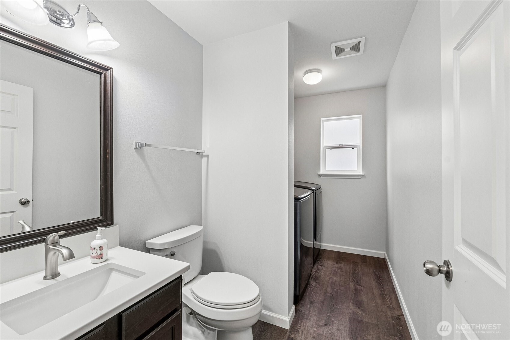 11407 34th Street Property Photo 21