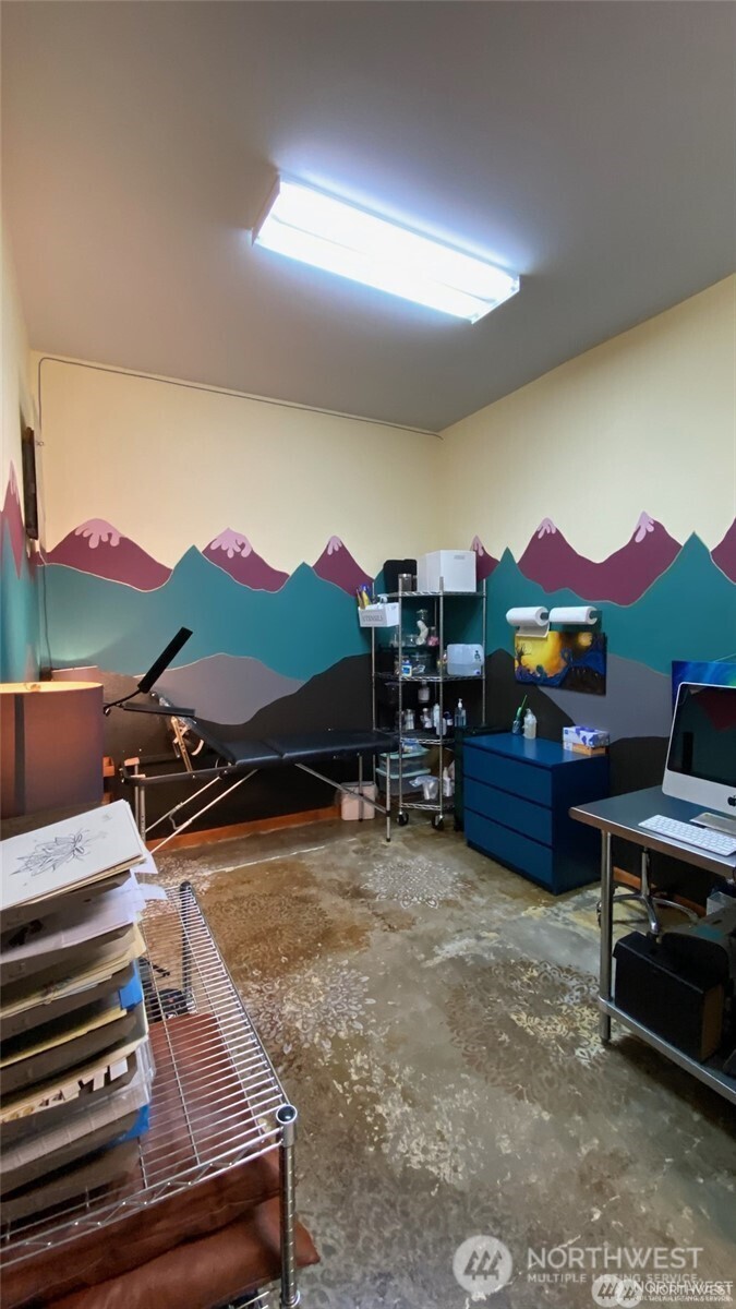 1085 Darrington Street Property Photo 18