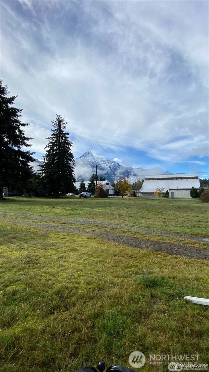 1085 Darrington Street Property Photo 26