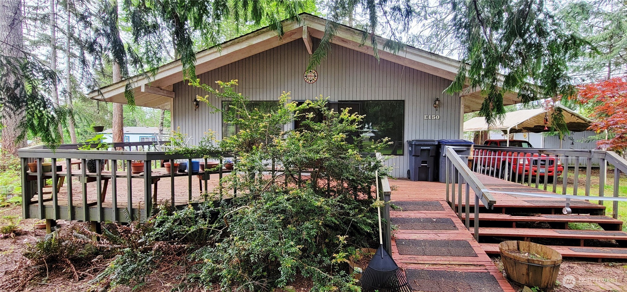 150 E Agate Drive Property Photo 2