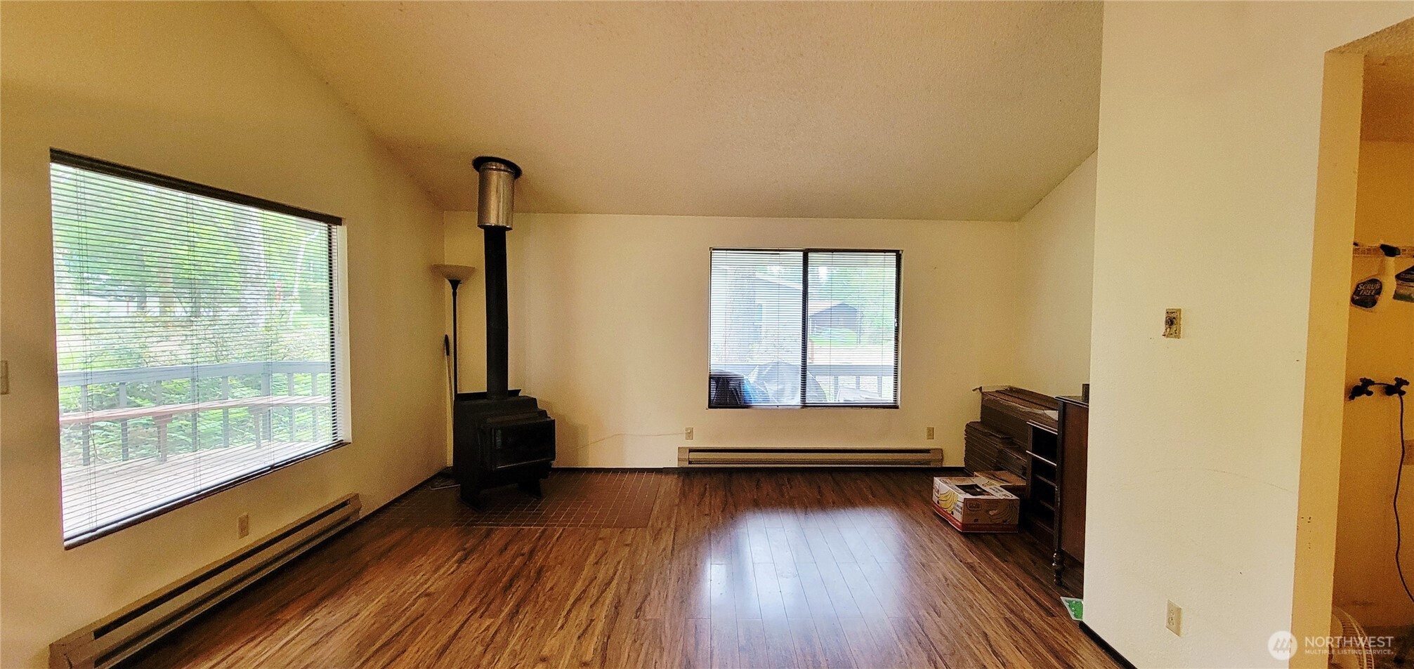 150 E Agate Drive Property Photo 6