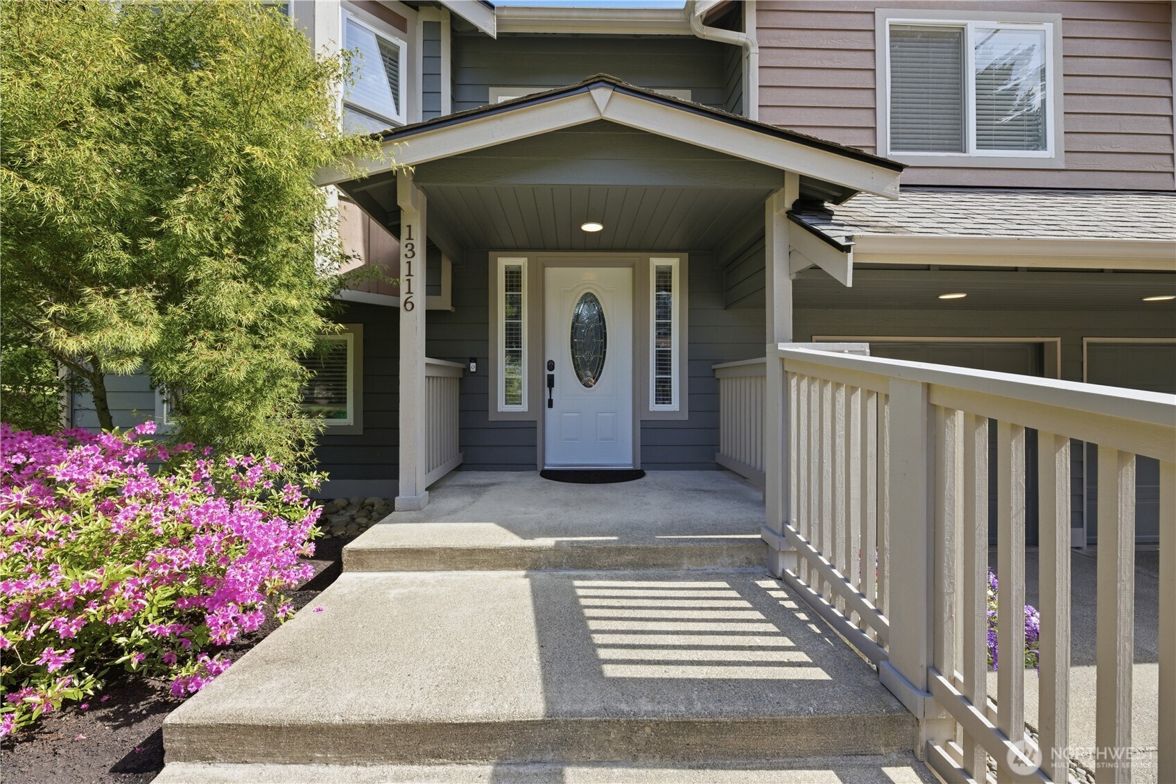 13116 202 Street Ct Property Photo 6