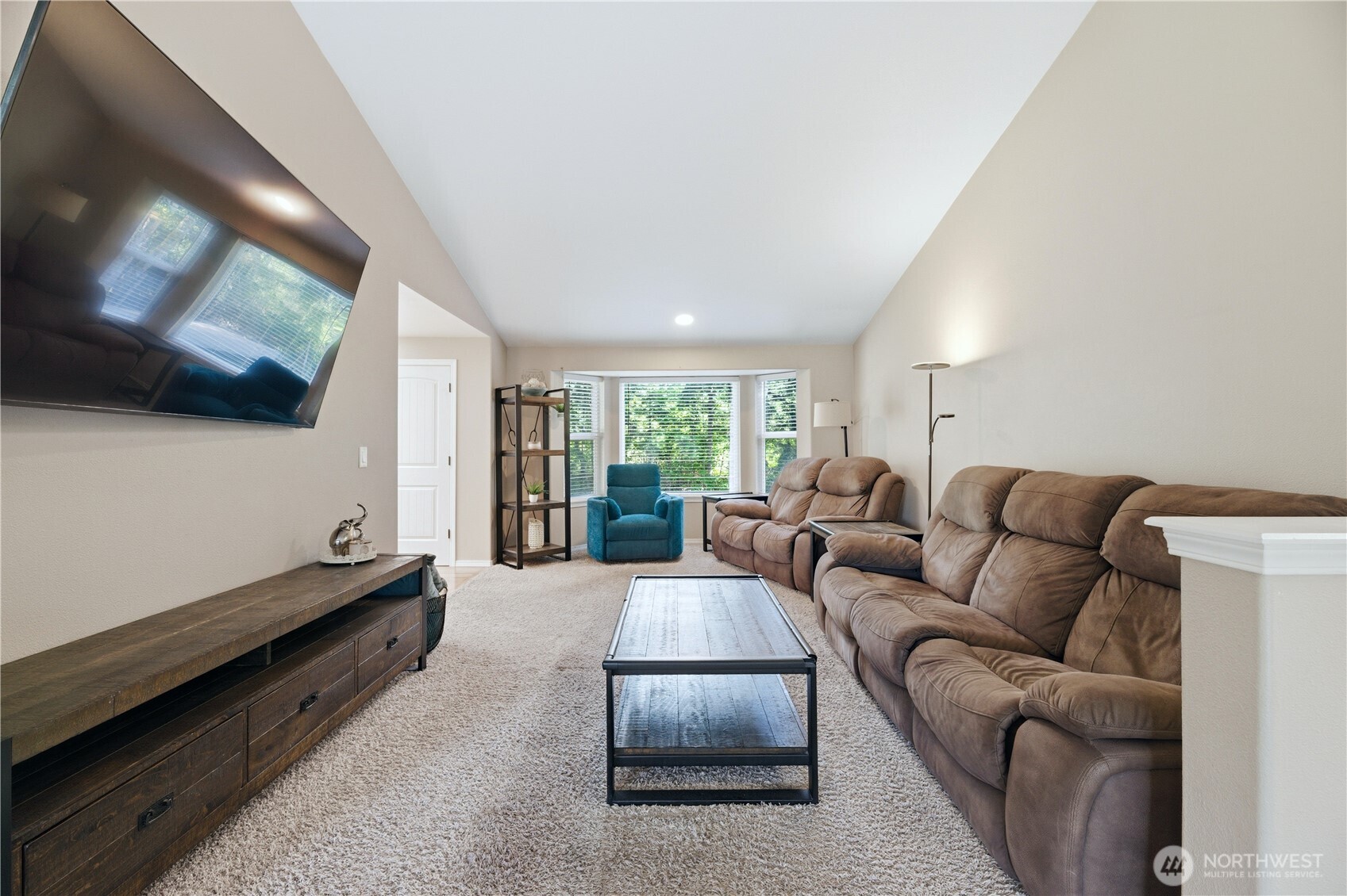 13116 202 Street Ct Property Photo 8