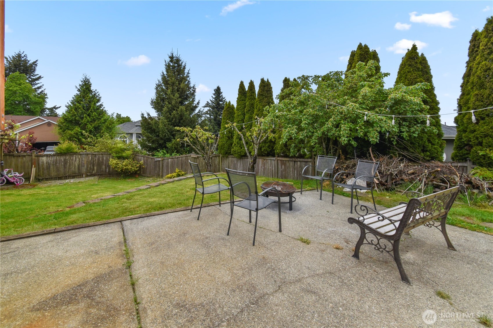 7601 69th Street Property Photo 7