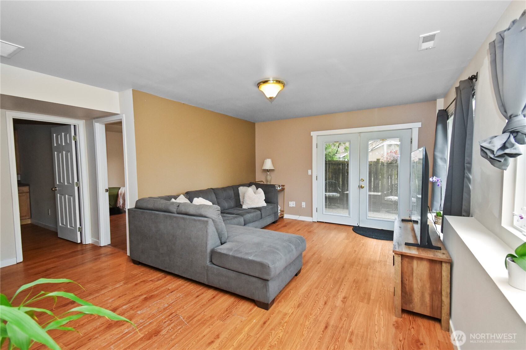 7601 69th Street Property Photo 19