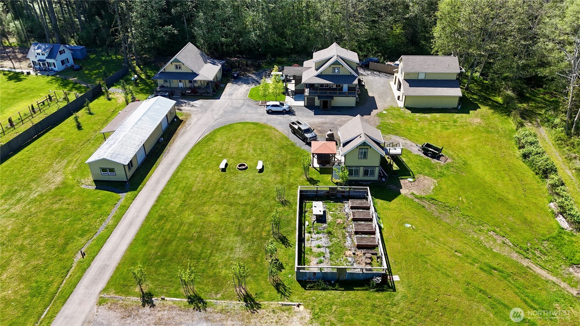 329 Snowberry Lane Property Photo 1