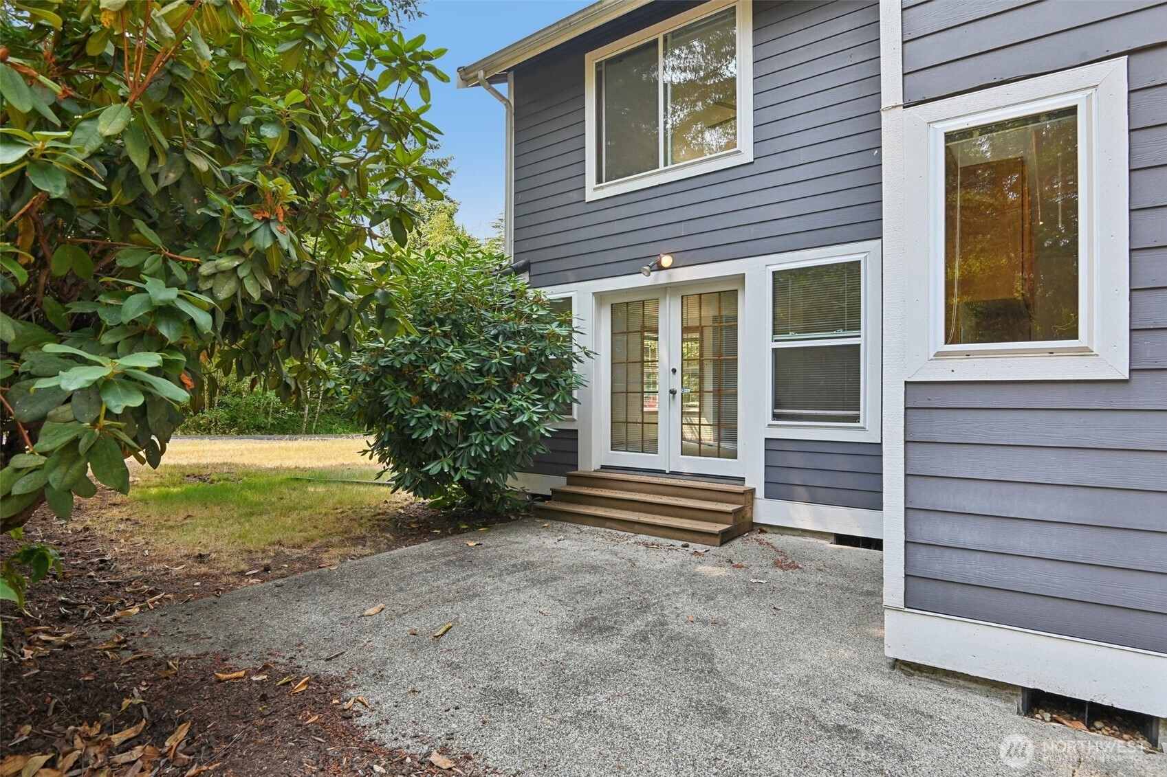 8036 Supreme Court Property Photo 35