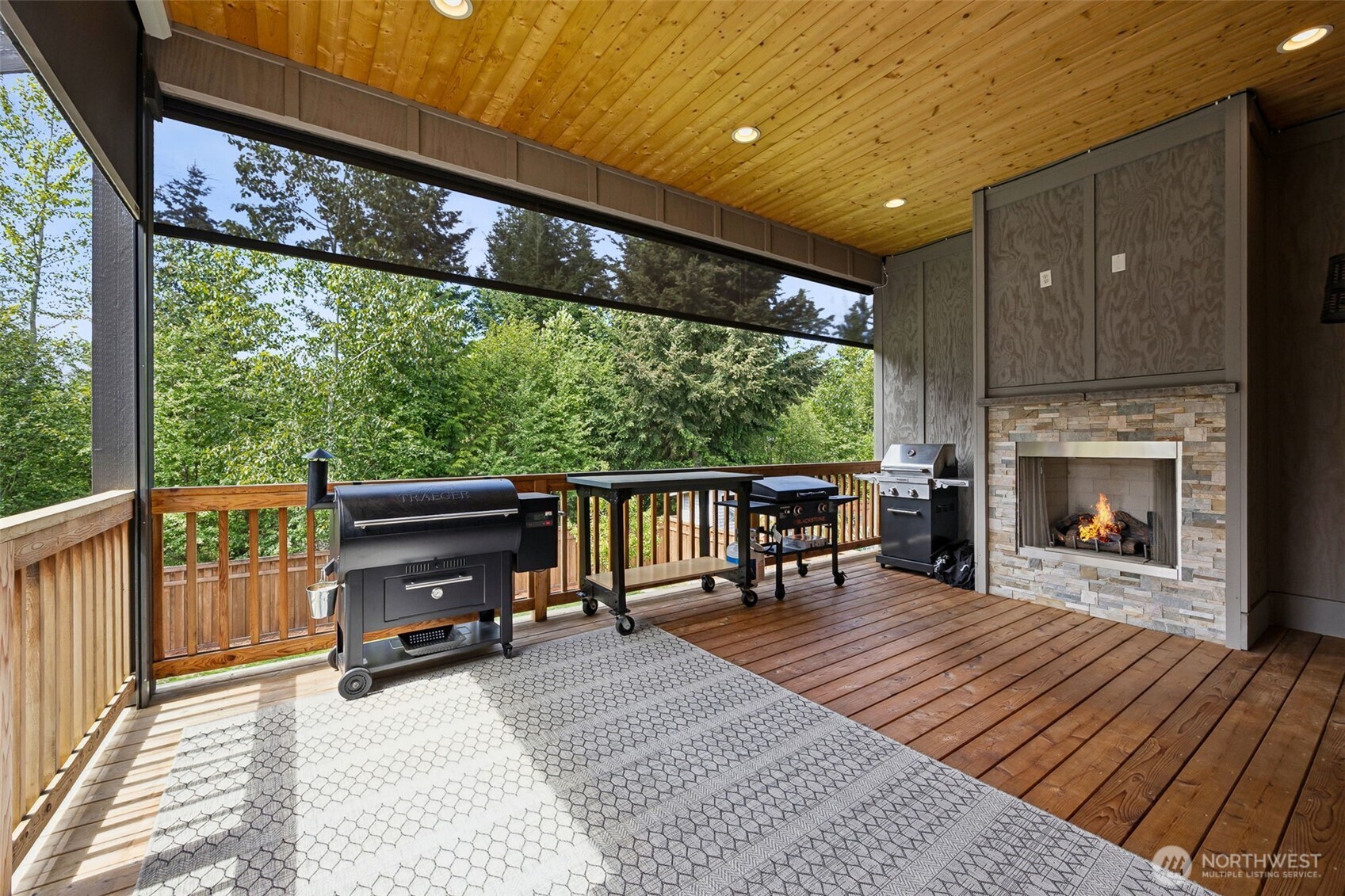 18109 133rd Street Property Photo 7