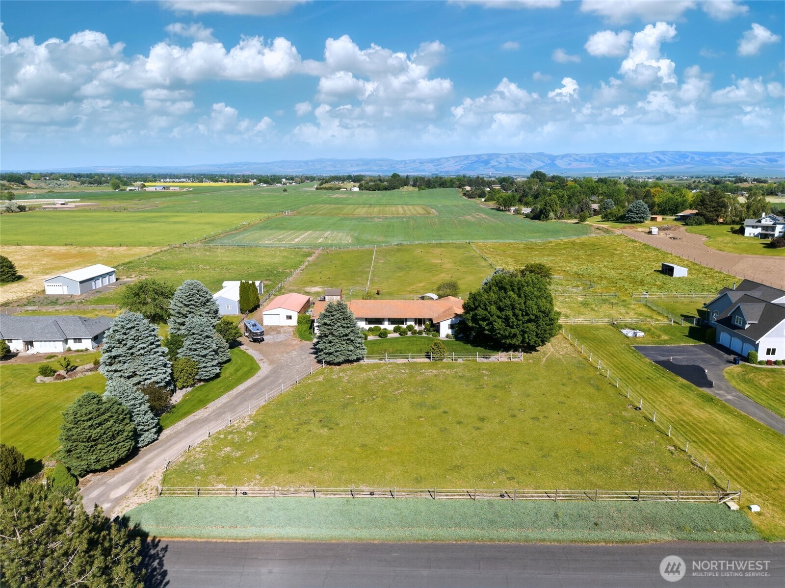 94 Country Way Property Photo 3