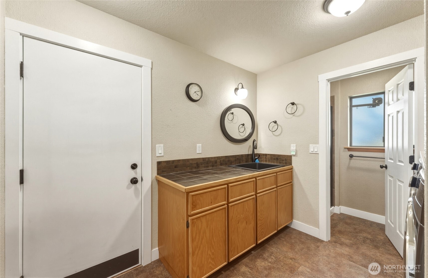 94 Country Way Property Photo 13